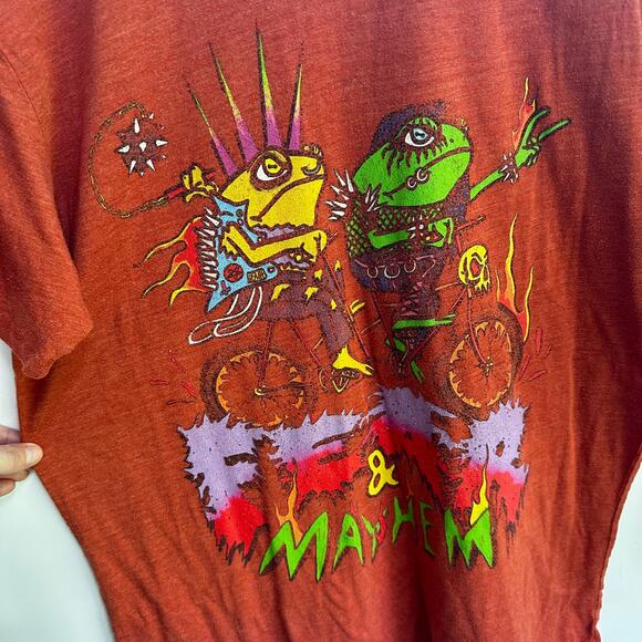Vintage Y2K Street Punk Frogs Alternative T-Shirt Orange Women Large Men Medium - Picture 3 of 5